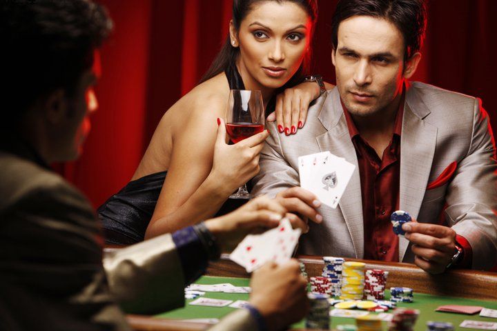 pm200m Infinite Blackjack live dealer table with multi-camera streaming and player interface