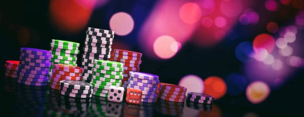 Player bet interface and hand decision options on pm200m